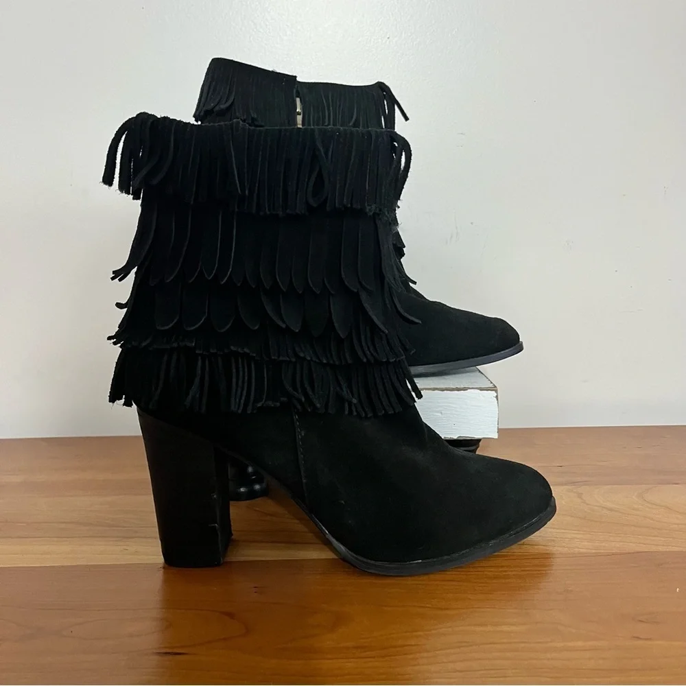 Women’s Catherine Malandrino Domenica Black Fringe Bootie‎ Ankle Boots Size 8